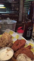 Ta'kon Madre Wings Beers food