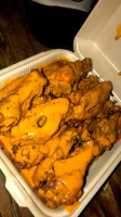 “el Chicano” Wings Burguers food