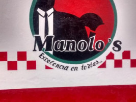 Manolo's inside