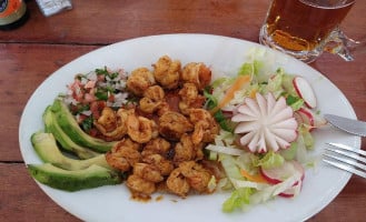 Restaurantes Y Mariscos Chevo food