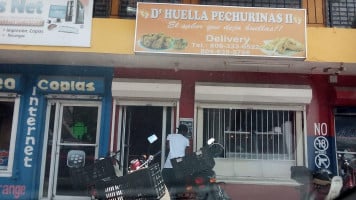 D' Huella Pechurinas Ii outside