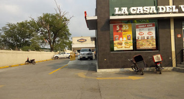 Burger King outside