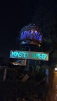 Monster Burger Tenjo outside