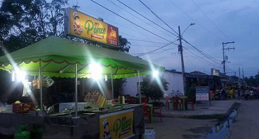 Mr Panzo Comidas Rapidas outside