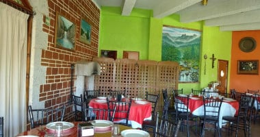 Centro Ecoturistico Del Lago Dentro