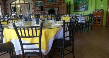 Centro Ecoturistico Del Lago Dentro