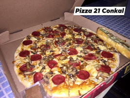 Pizza 21 Conkal food