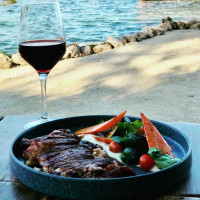 Jaguara Lagoon Shore Club food