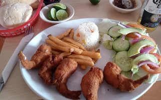 La Diligencia Buffette Comida