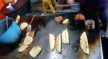 Quesadillas Dona Ceci food