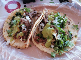 TACOS LOS HERMANOS food