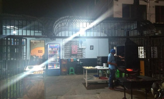 Los Asados De Willy inside