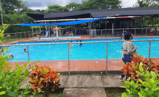 Centro Recreacional Guaduales Exterior