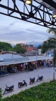 El Paisa outside