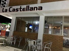 La Castellana Car Wash outside