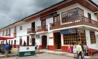 Colombian Broaster Ramiriquí outside