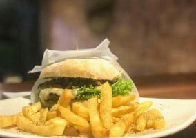 Artesano Burger Pola Marinilla food