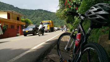 La Ruta Del Cafe outside