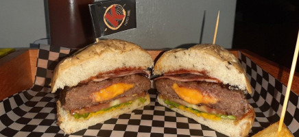 K Wings Malecón food