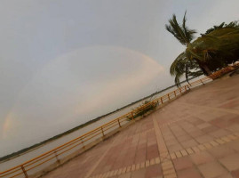 K Wings Malecón Exterior