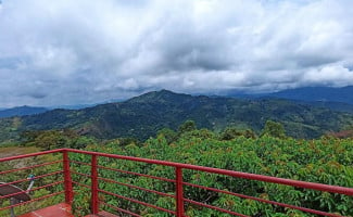 Canopy El Escobo Extreme outside