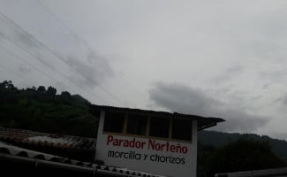 Parador Norteño- Morcilla Y Chorizos outside