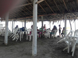 Restaurante Terraza Bar La Sazon De Mami outside