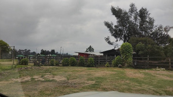 La Colina Parrilla Campestre outside