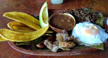 La Jagua Colonial food