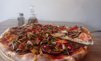 Portonovo Pizza Italiana food