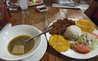 Córdova Y Parador food