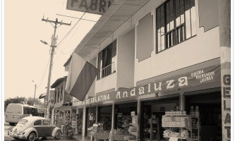 Fábrica De Gelatinas Andaluza outside