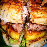 ChamÁn Burger food