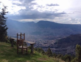 Picnic El Mirador Santa Elena outside