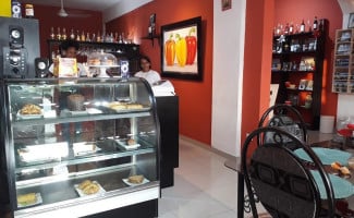 Cafe Italia Restaurant Bar By Waterfront Samana inside