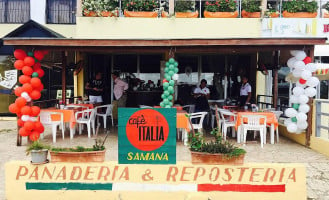 Cafe Italia Restaurant Bar By Waterfront Samana outside