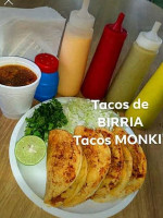 Taqueria El Monki food