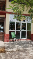 El Sótano Cafetería outside