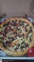 Mister Pizza Zuazua food