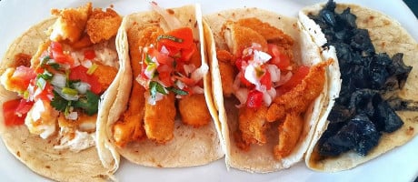 Taco Fish Champotón food