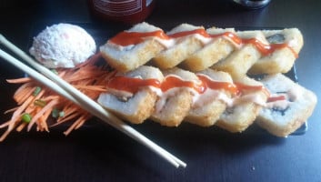 Sushi Siete food