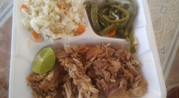 Carnitas Don Goyo food