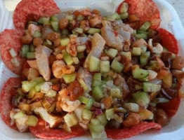 Pa La Cruda Mariscos food