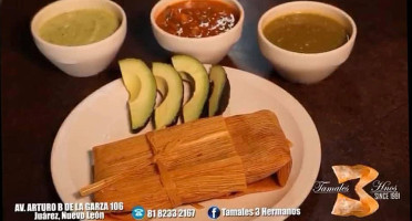 Tamales 3 Hermanos food