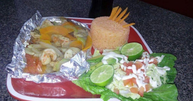 La Casita food