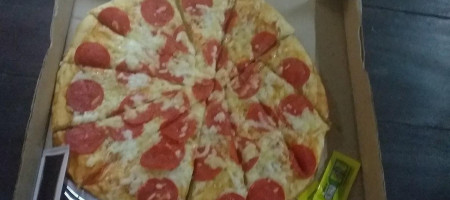 Delicius Pizza food