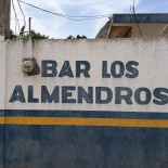 Los Almendros Exterior