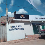 Los Almendros Exterior
