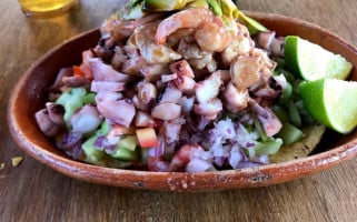 La Troca 8 Food Truck food