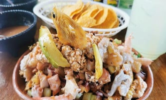 La Troca 8 Food Truck food